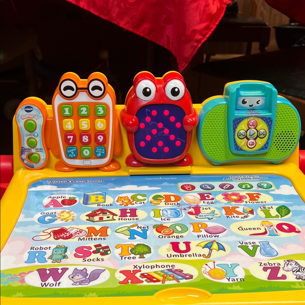 Interactive Learning Table for Kids - Picture 7 of 9